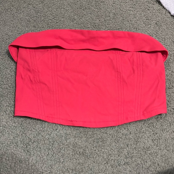 Crop top - Picture 1 of 4